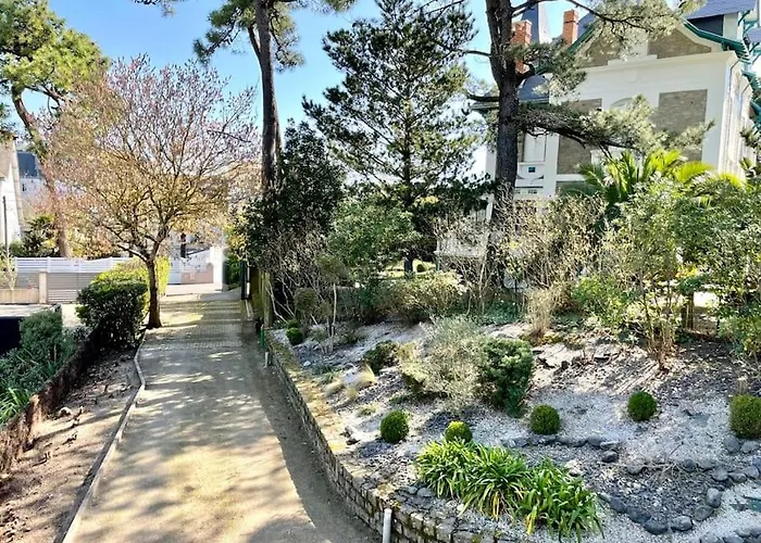 Les Sorbiers Villa *